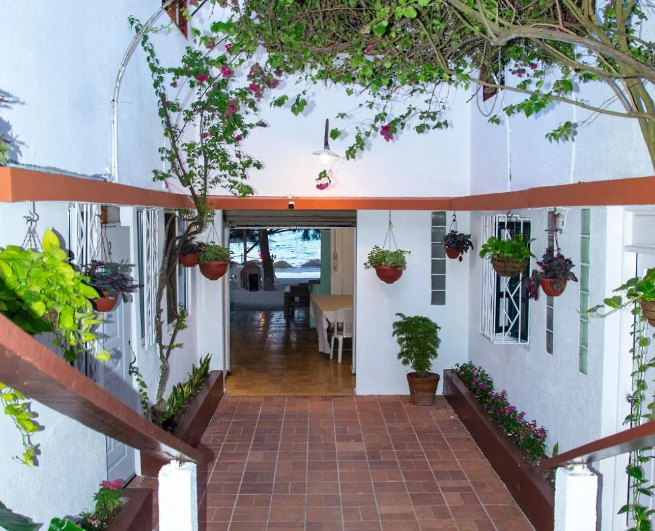 Hotel Restaurant Wuarao - Antiguo Club Rolling Stones Boca Chica